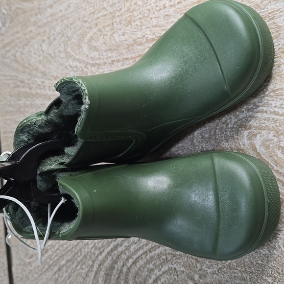 Bearpaws Green Chelsea Rain Boots with Faux-Fur Lining - Picture 9 of 13